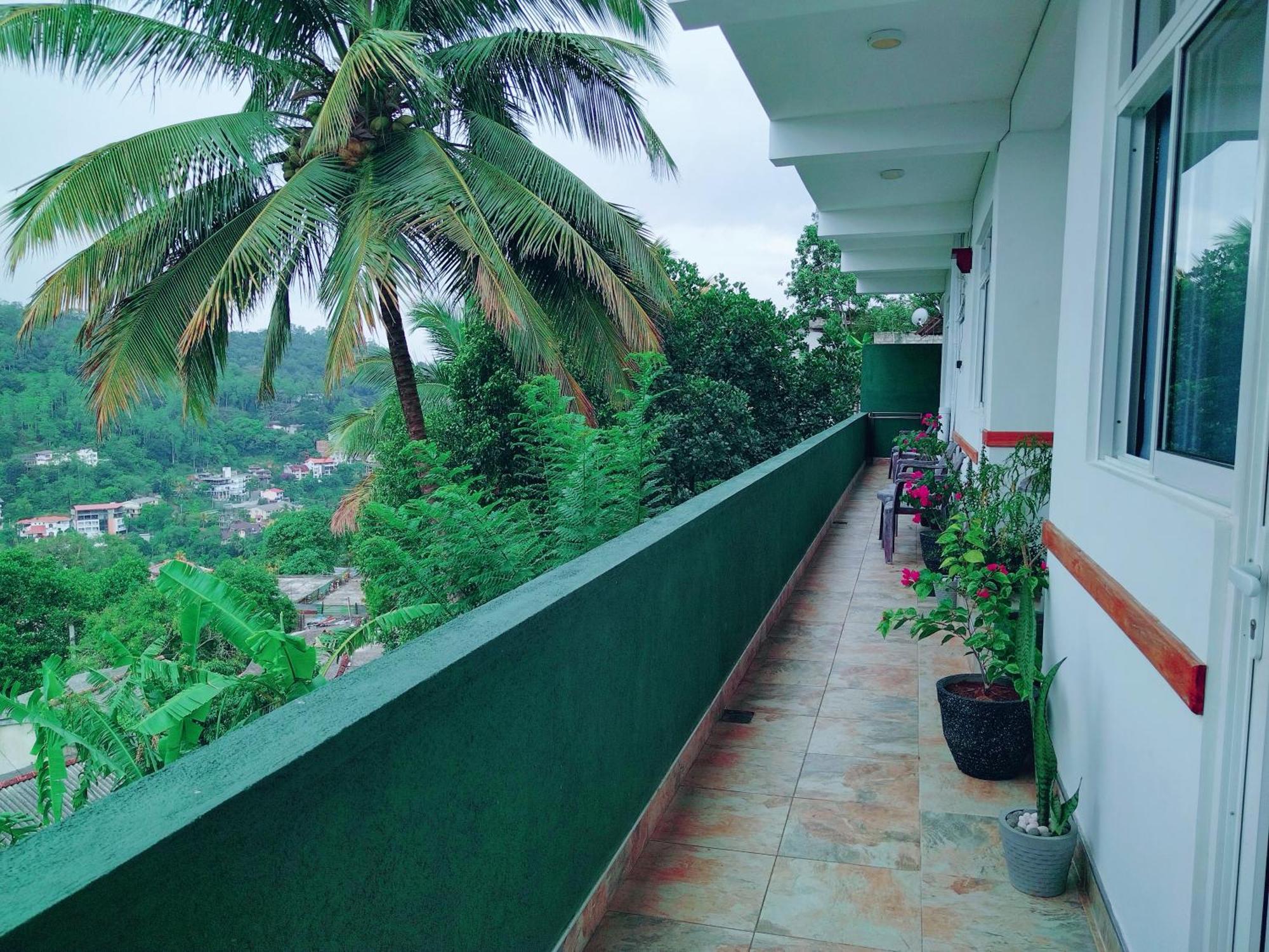 Mountain View Hotel Kandy Buitenkant foto